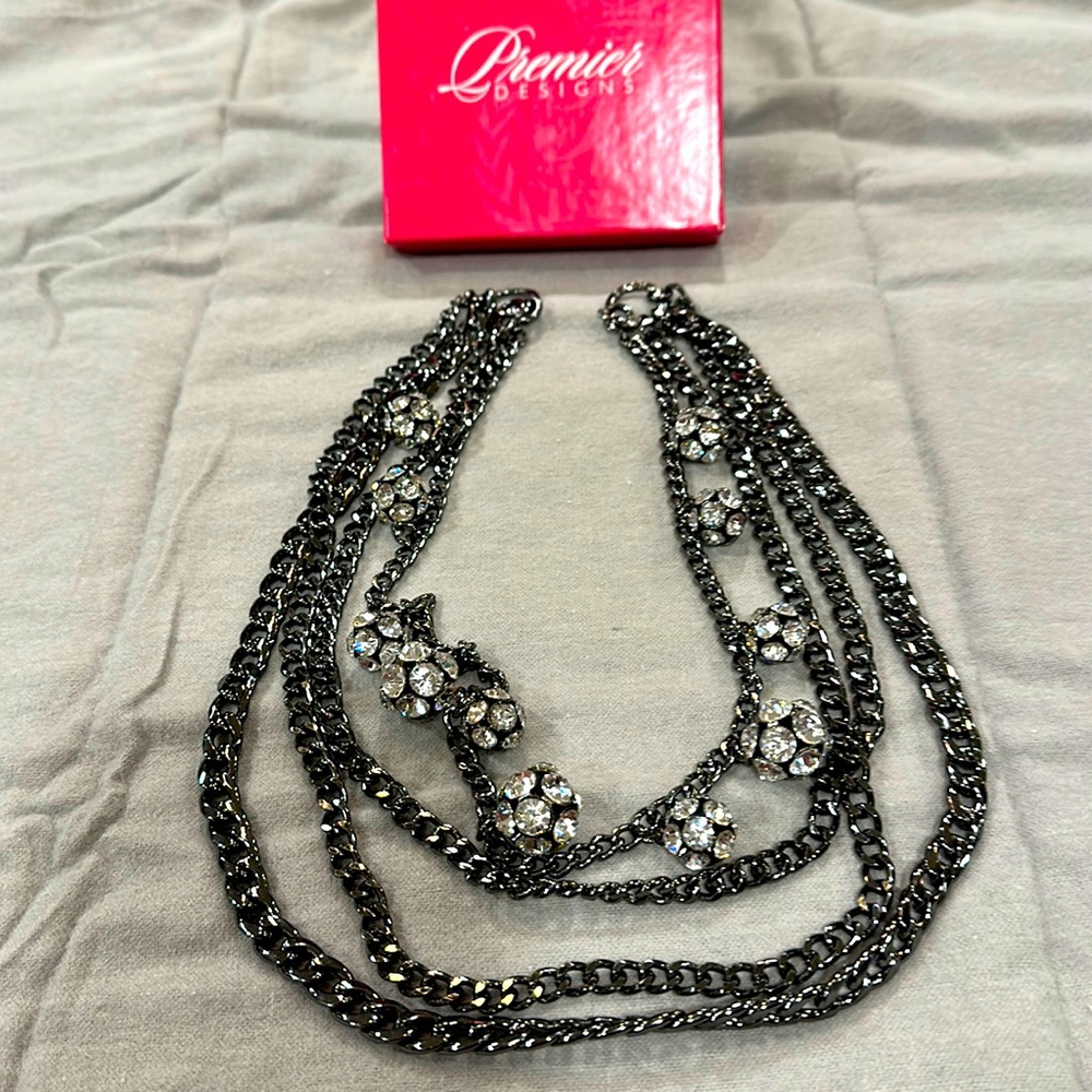 Premier Necklace 4 strand Black metal NWOT